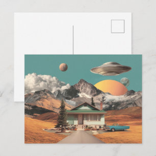 Surrealer UFO über rustikalem Haus Postkarte
