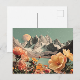 Surrealistische Berglandschaft mit blühenden Blume Postkarte