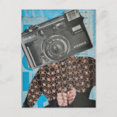 Surrealistische Kamerafrau-Collage Postkarte (Vorderseite)