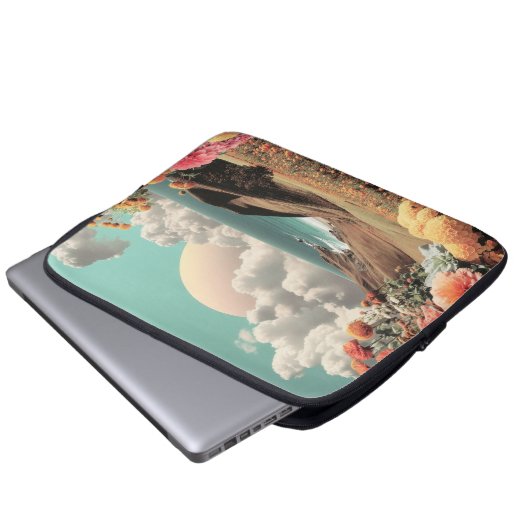 Surrealistische Küstenlandschaft mit Blumen und Wo Laptopschutzhülle (Vorne Knopf)