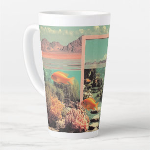 Surrealistische Wüsten-Ozean mit Tür Milchtasse