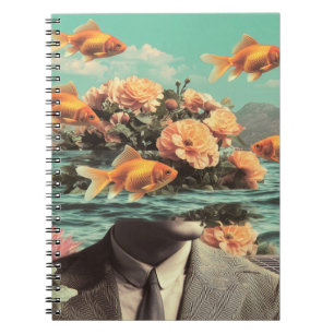 Surrealistisches Porträt mit Goldfischblumen und O Notizblock