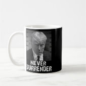 Surrender Pro Trump Kaffeetasse (Links)
