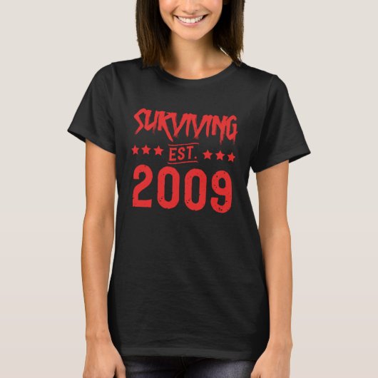 Surviving Est 2009 T-Shirt (Vorderseite)