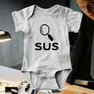 SUS Baby Bodysuit – Für den kleinsten Verdächtigen Strampler