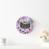 Sushi Cartoon Character Eating Lot of Shrimp Runde Wanduhr (Zuhause)