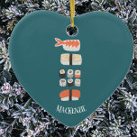 Sushi Lover Personalisierte Keramik Keramik Ornament<br><div class="desc">Zeigen Sie Ihre Liebe von Sushi,  Nigiri und Maki Brötchen mit diesem lustigen alternativen Weihnachtsschmuck. Ändern oder entfernen Sie den Namen,  der angepasst werden soll.</div>