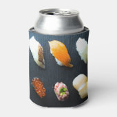 Sushi Slate Sip – Sharp Look, Chill Taste Dosenkühler (Kanne Vorderseite)