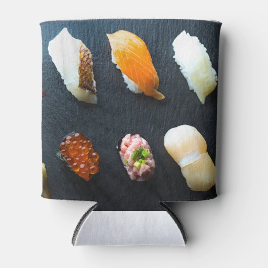 Sushi Slate Sip – Sharp Look, Chill Taste Dosenkühler (Vorderseite)