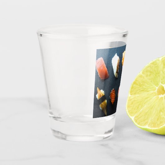 Sushi Symphony – Glassware by SUSHIMI Schnapsglas (Links)