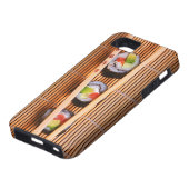 Sushi und hölzerne Essstäbchen Case-Mate iPhone Hülle (unten)