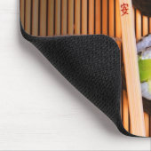 Sushi und hölzerne Essstäbchen Mousepad (Ecke)