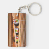 Sushi und hölzerne Essstäbchen Schlüsselanhänger (Rückseite)