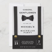 Suspenders Bowtie Cheers Gentlemen Bachelor Party Einladung (Vorderseite)