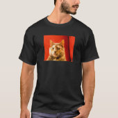 Suspicious Cat Meme T-Shirt (Vorderseite)