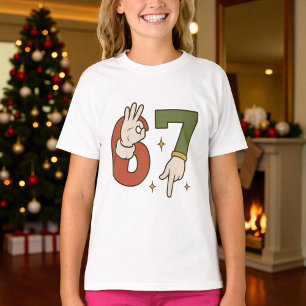 Süß Sechs Sieben 67 6 7 Weihnachten Santa Elf T-Shirt