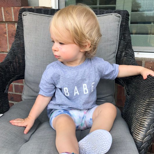 Süß und einfach "Babe" Baby T-shirt