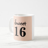Süße 16er-Monogramm-Name Pfirsich Kaffeetasse (Vorderseite Links)