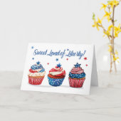 Süße 4. Juli Freiheit mit Patriotischen Cupcakes Karte (Gelbe Blume)