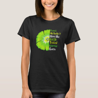 Süße alte Dame, eher kampferprobte Kriegerkönigin T-Shirt