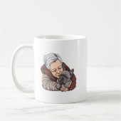 Süße alte Frau und Französische Bulldogge Cartoon- Kaffeetasse (Links)