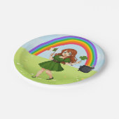 Süße Anime-Rothaarige am St. Patrick's Day Pappteller (Schrägansicht)