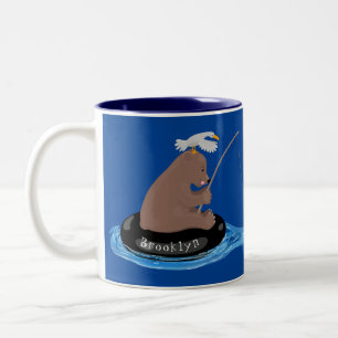Süße Bärenjunge-Angler-Cartoon-Illustration Zweifarbige Tasse