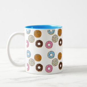 Süße bunte Donuts Zweifarbige Tasse