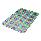 Süße bunte Retro-Blumen große Badematte (Schrägansicht)