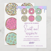 Süße Donuts, Regenbogenfarben, süßer erster Geburt Einladung (Vorne/Hinten)