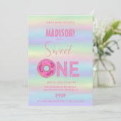 Süße Donuts, Regenbogenfarben, süßer erster Geburt Einladung (Stehend Vorderseite)