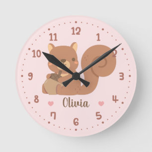 Süße Eichhörnchen halten Eichel Baby-Nursery-Dekor Runde Wanduhr