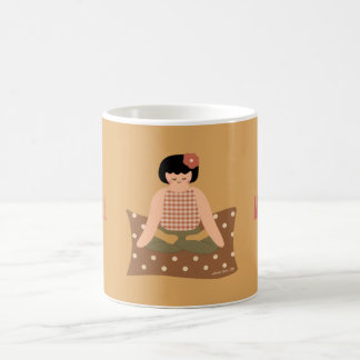 Süße Einatmende Ausatmende Meditierende Mädchen Yo Kaffeetasse