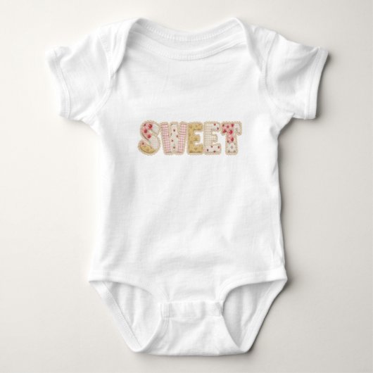 Süße Erdbeeren Patchwork-Quilted-Sommer-Design Baby Strampler (Vorderseite)