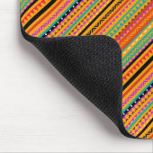 Süße farbenfrohe native aztekische Musterdesign Mousepad (Ecke)