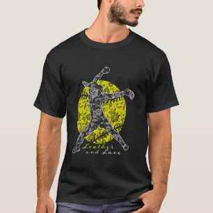 Süße Fastpitch-Softball-Werferin Leather and Lace  T-Shirt