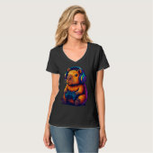 Süße Gamer-Capybara — mit Headset und Controller T-Shirt (Vorderseite Vollansicht)