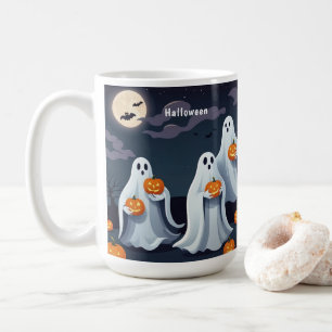 Süße Geister halten Kürbisse unter einem Vollmond Kaffeetasse