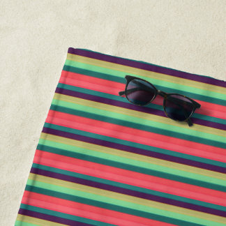 Süße gestreifte Vintage-Farben Strandtuch