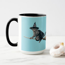 Süße getigerte Katzenhexe Halloween-Tasse Tasse