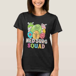 Süße Gnome Med Chirurgie Team Krankenschwester Ost T-Shirt
