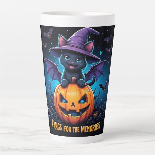 Süße Halloween-Geister und Fledermäuse Geschenkide Milchtasse (Vorderseite)