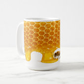 Süße Harmonie: Bienen und Honeycomb Kaffeetasse (Vorderseite Links)
