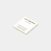 Süße hellgelbe handgeschriebene Terminerinnerung Post-it Klebezettel (angewinkelt)