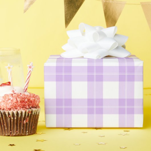 Süße helllila Karo einfache Klassiker  Geschenkpapier (Geburtstagsparty)