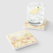 Süße Herbstwanderung im Wald Steinuntersetzer (Seitenansicht)