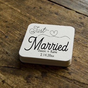 Süße Herz-Just Married Kalligrafie-Hochzeitstag Rechteckiger Pappuntersetzer