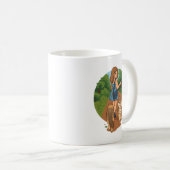 Süße Hundemutter führt Welpen auf Waldweg Illustra Kaffeetasse (VorderseiteRechts)
