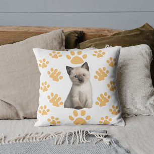 Süße junge siamesische Katze weiß beige personalis Kissen