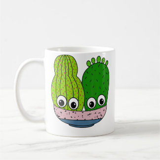 Süße Kakteenanordnung in Keramikschale Kaffeetasse